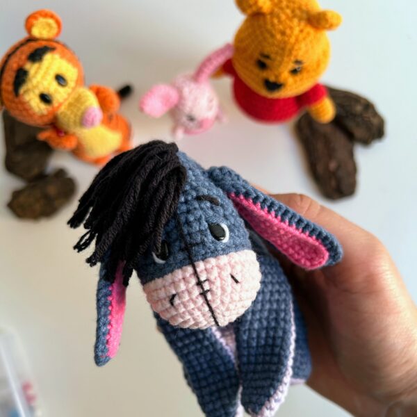 Ió (Eeyore) - Imagem 3